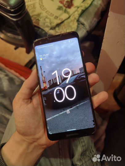 Телефон pixel 3