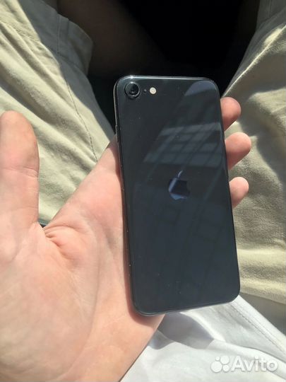 iPhone se 64gb 2020