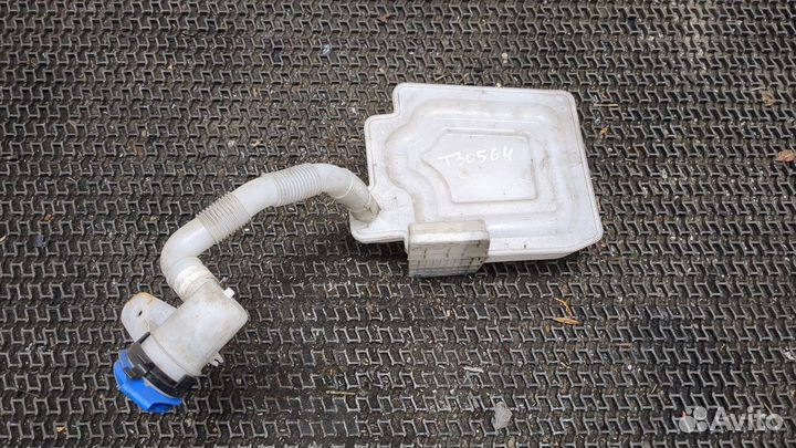 Бачок омывателя Skoda Yeti, 2014