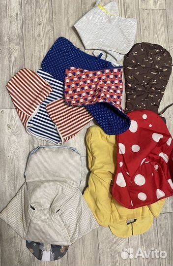 Стульчик для кормления IKEA с подножкой