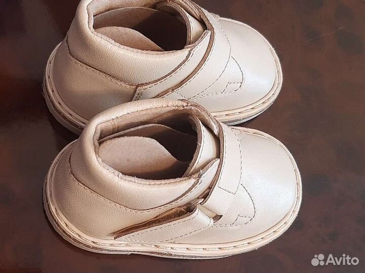 Ботинки на девочку