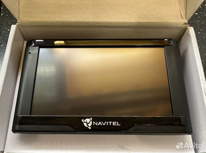 Автомобильный навигатор navitel N500