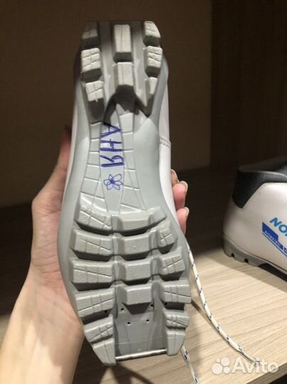 Лыжные ботинки