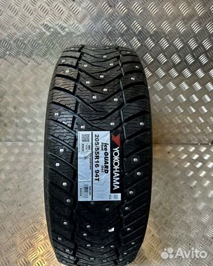 Yokohama IceGuard Stud IG65 205/55 R16 94H