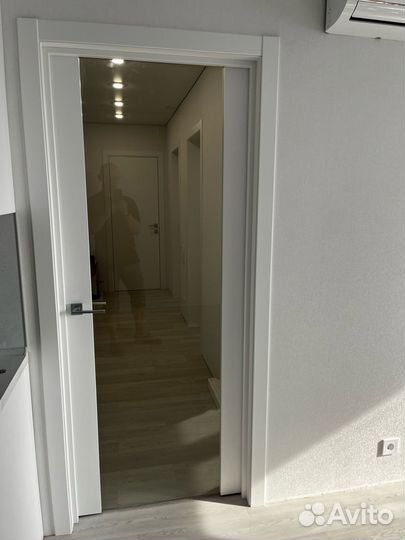 Дверь межкомнатная светлая классика