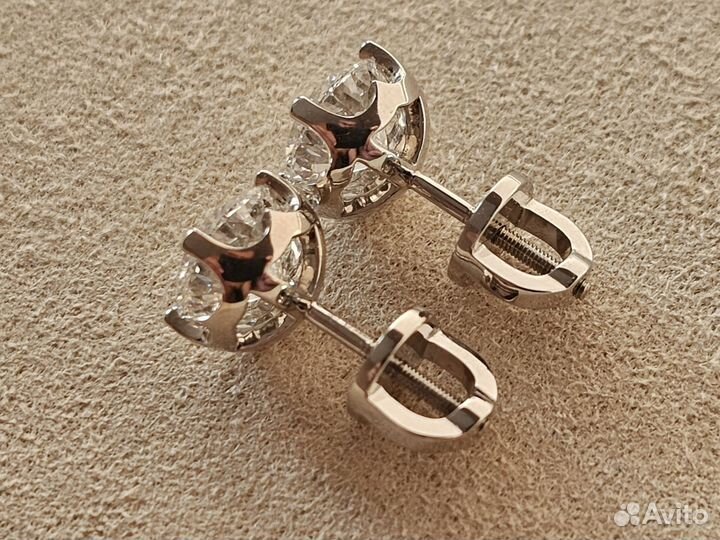 Золотые пусеты с бриллиантами 4,10 карат