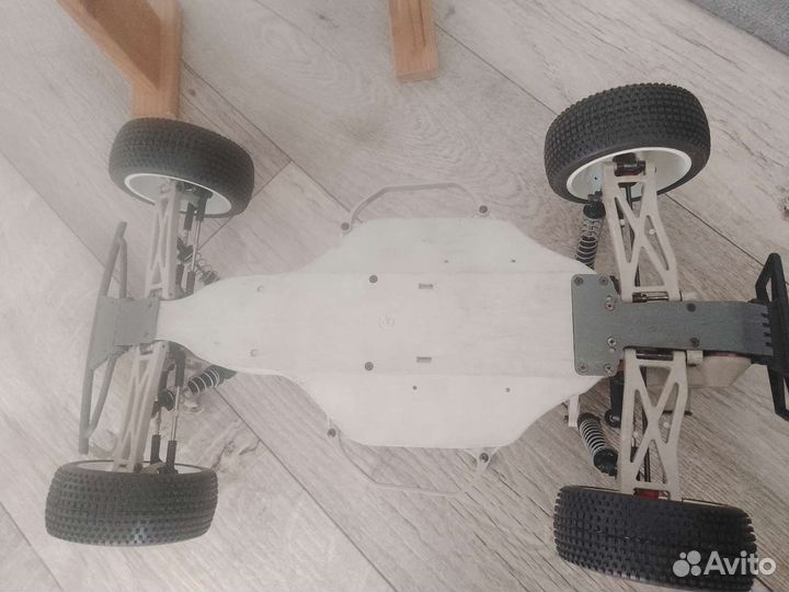 Радиоуправляемая модель HPI blitz