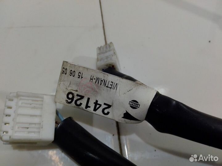 Электропроводка двери задняя правая