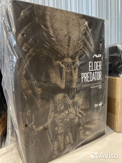 Hot toys MMS325 Elder Predator