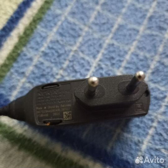 Зарядное устройство