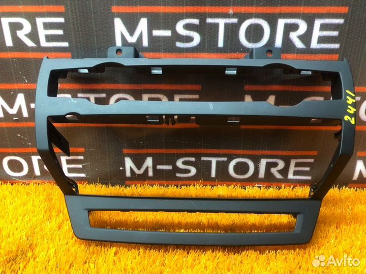 Накладка панели Bmw X5 E70 N52B30A 2007