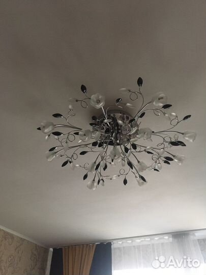 Люстра потолочная