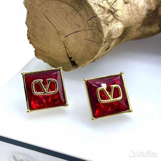 Серьги Valentino в коробке