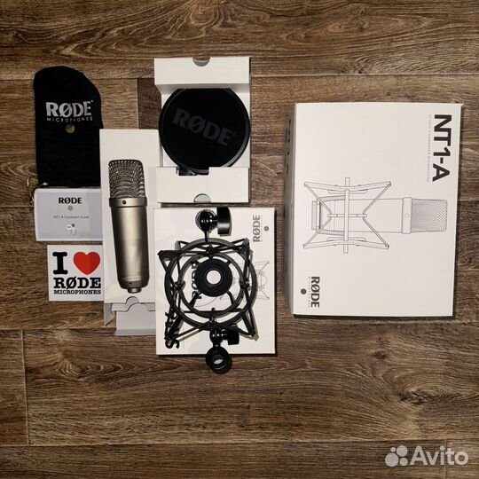 Студийный микрофон Rode NT1-A