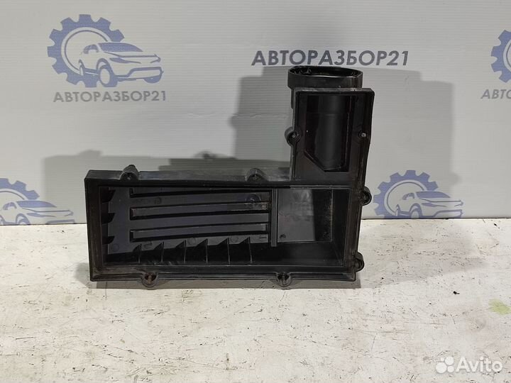 Крышка корпуса воздушного фильтра VAG 1K0129607AG