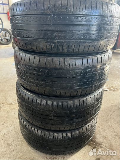 Kumho Solus KH17 215/45 R17