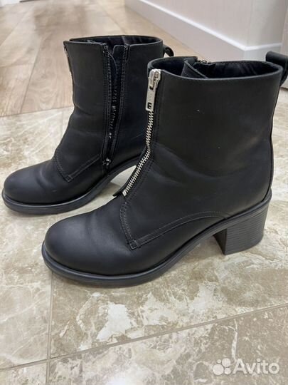 Ботильоны женьские ralf ringer