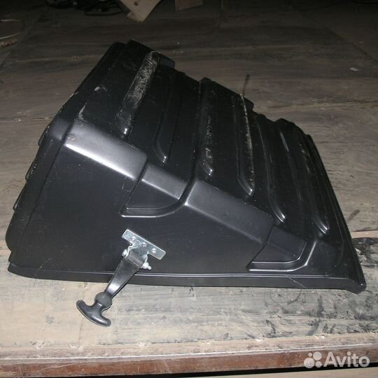 Крышка гнезда АКБ камаз евро (master-plast)