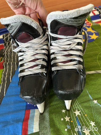 Продаю коньки