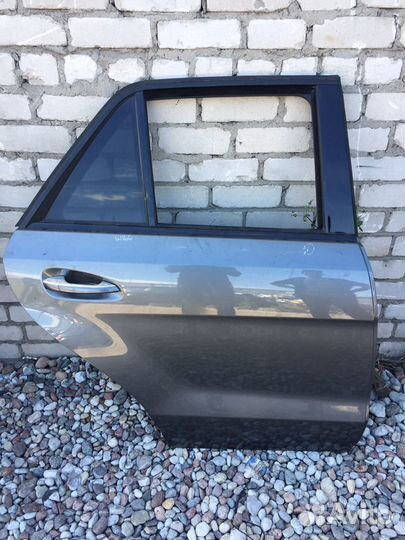 Задняя правая дверь на мерседес W166