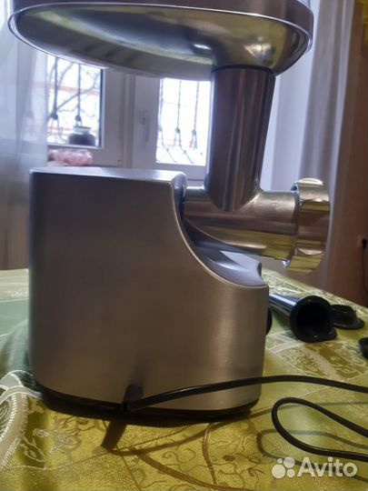 Мясорубка электрическая kenwood