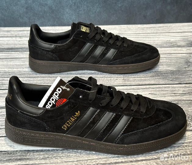 Кроссовки adidas Spezial