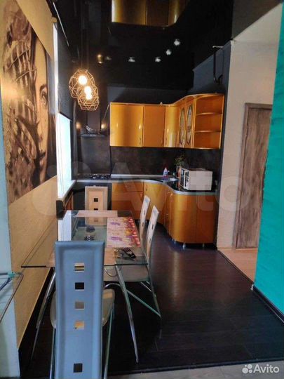 1-к. квартира, 53 м², 1/2 эт.