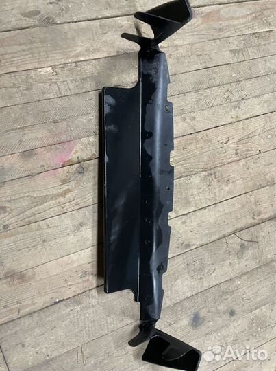 Воздухозаборник бампера mitsubishi outlender xl