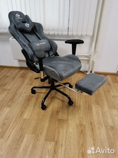 Компьютерное кресло игровое ткань с подножкой