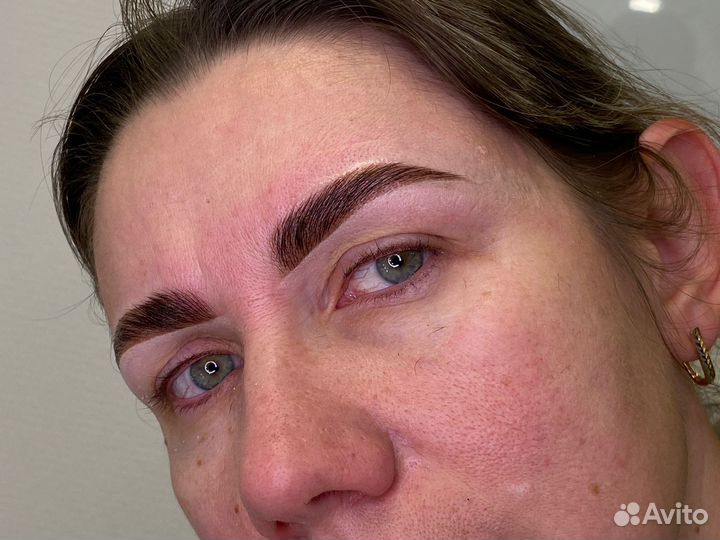 Мастер бровист