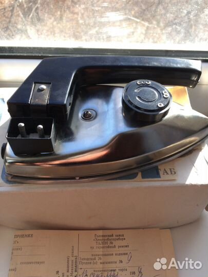 Продам утюг малогабаритный складной