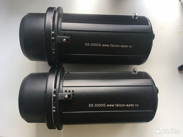 Импульсная вспышка Falcon eyes SS 300 2 штуки