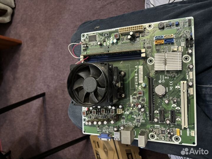 Материнская плата с процессором am3