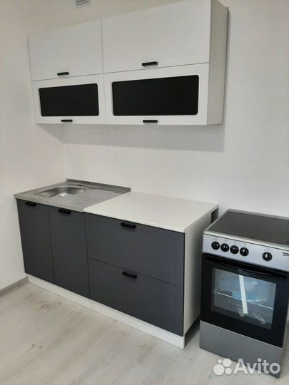 Кухонный гарнитур 1.6 м новый