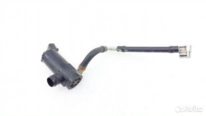 Насос омывателя Toyota Land Cruiser Prado J150