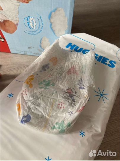 Подгузники трусики хаггис 4, 52 штуке на мальчика