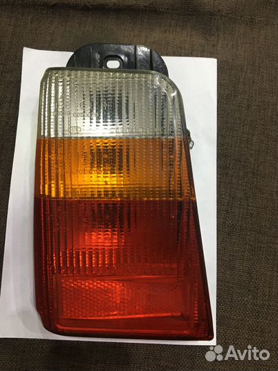 Задний фонарь на Оку и стекло фары пассат B3 hella