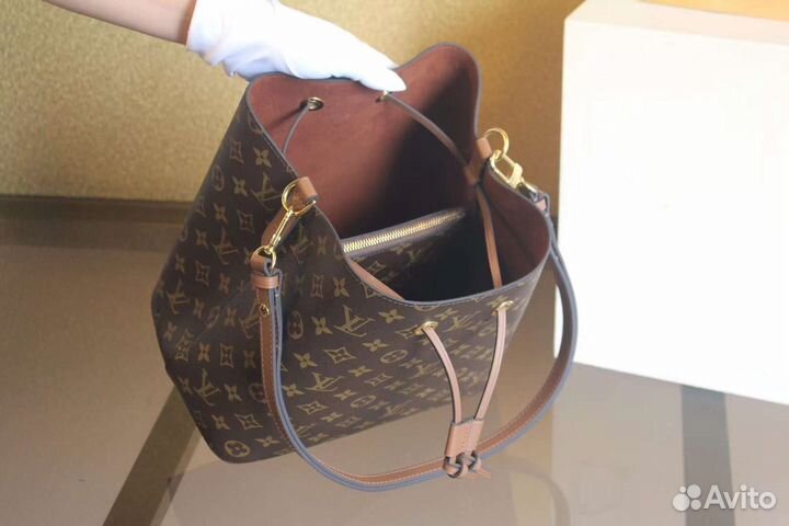 Сумка Louis Vuitton