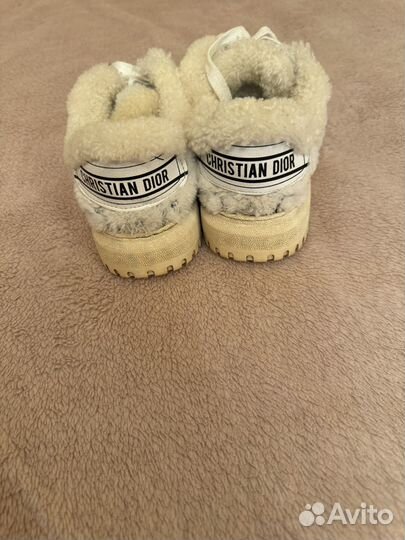 Кроссовки зимние