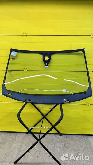 Лобовое стекло Audi Q7 4m