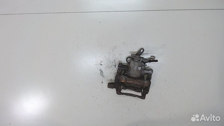 Суппорт Volkswagen Jetta 5, 2006