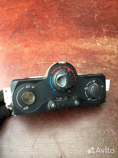 Блок управления кондиционером Renault Scenic 2