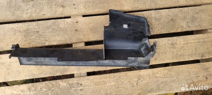 Дефлектор радиатора левый nissan qashqai j10