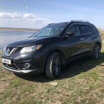 Nissan Rogue 2.5 CVT, 2015, 185 000 км, с пробегом, цена 1 650 000 руб.