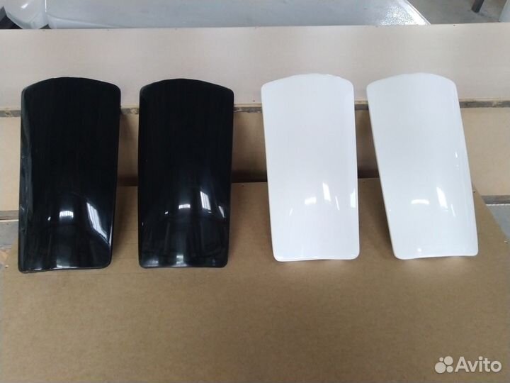 Эмблема решетки радиатора Мерседес 814