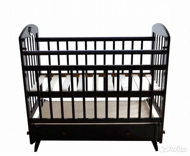 Детская кроватка + матрас с маятником