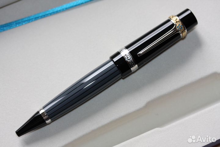 Шариковая ручка Montblanc Honore DE Balzac