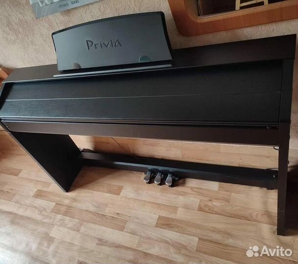 Электронное пианино Casio privia PX 750