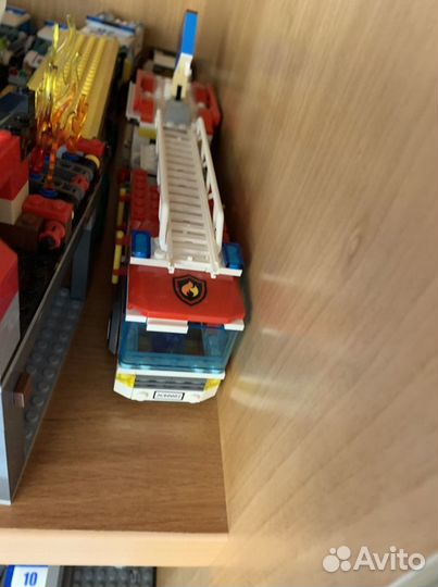 Конструкторы lego city много в наличие