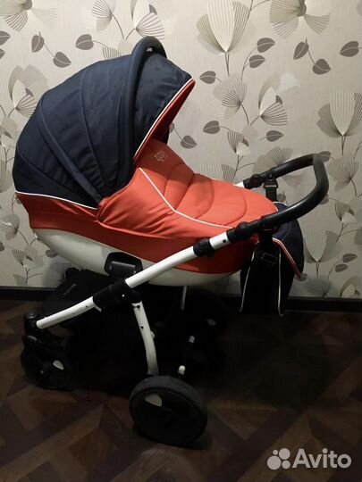 Коляска zippy 3 в 1